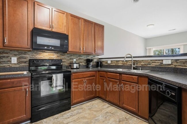 Photo - 1326 Stone Manor Dr