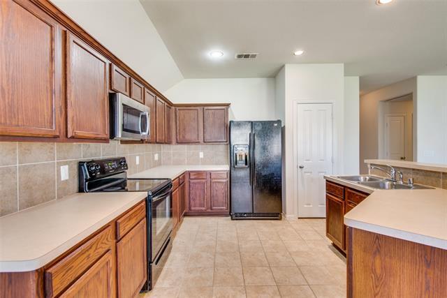 Photo - 1608 Castle Creek Dr