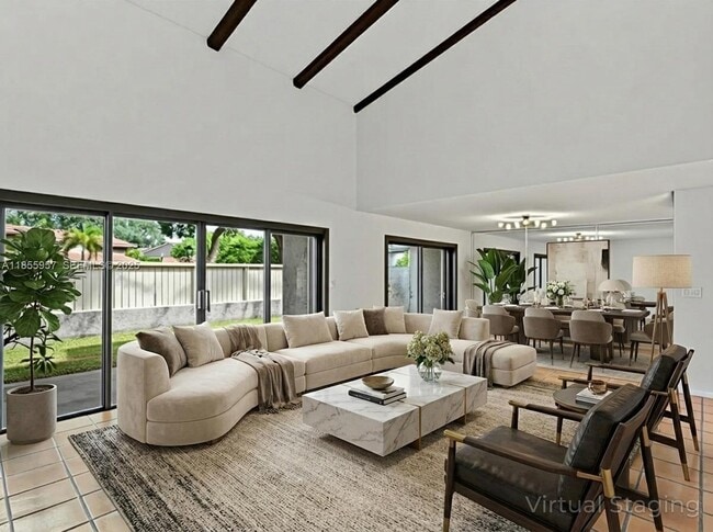 Building Photo - 203 Bonnie Brae Way