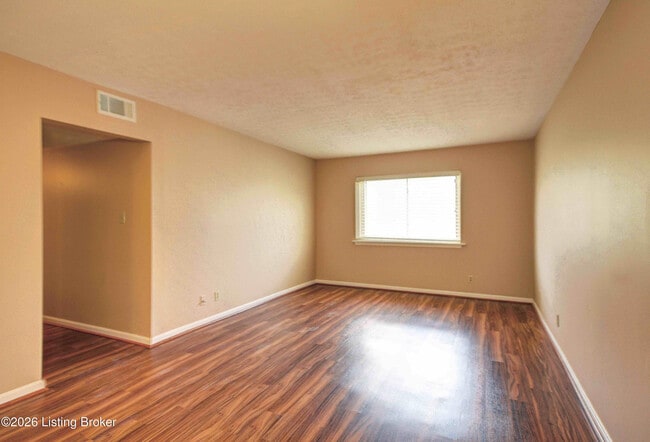 Photo - 2101 Speed Ave Unit 6