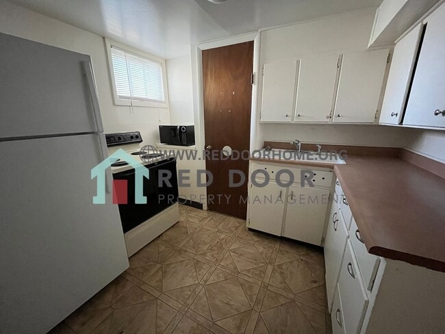 Photo - 1425 6th Ave S Unidad B