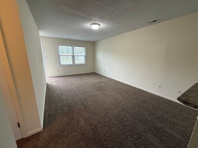 Photo - Nice 2 bedroom, 2 bath Duplex