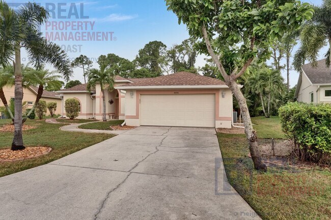 Photo - 4232 Balmoral Way