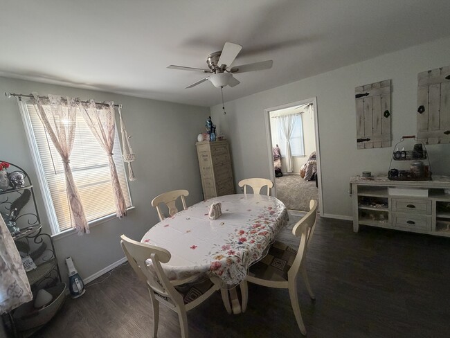 Photo - 8638 260th St Unidad #2