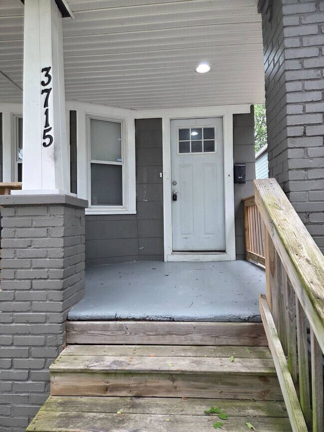 Photo - 3715 W 39th St Unit DN