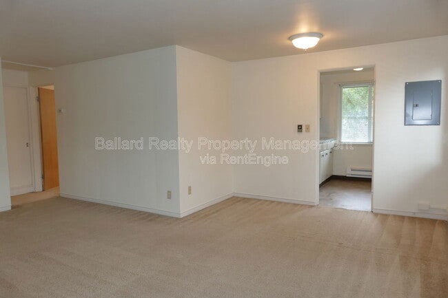 Photo - 4804 Terrace Dr NE Unit 4804