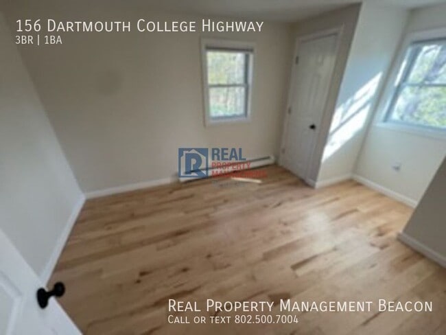 Photo - 156 Dartmouth College Hwy