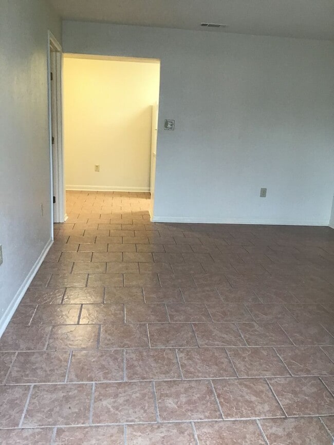 Photo - 8515 Leake Ave Unit B
