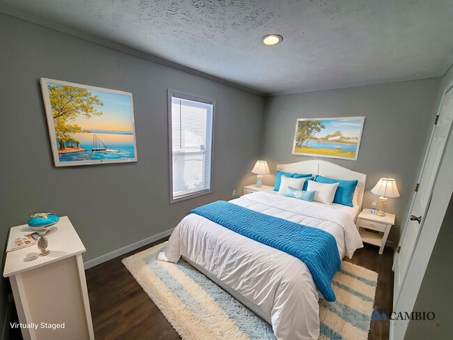 Photo - 8 Swallow Ct