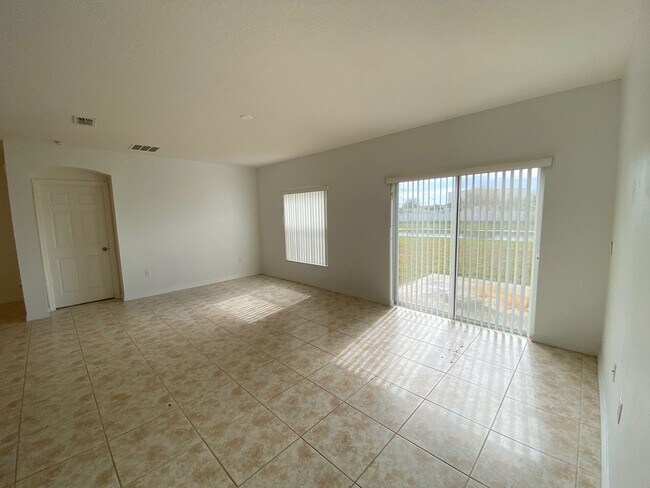 Photo - Bella Pointe-Yacht Club Drive Kissimmee, FL 34746