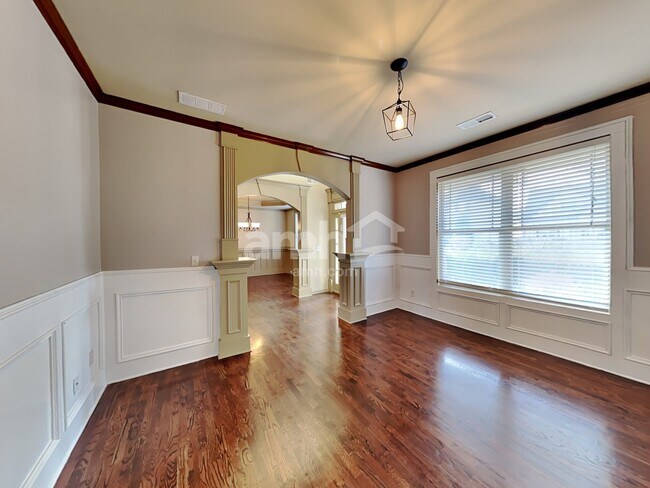 Photo - 2315 Well Springs Dr
