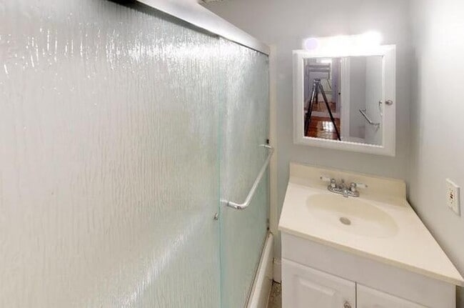 Photo - 121 Johnson St Unidad 2L