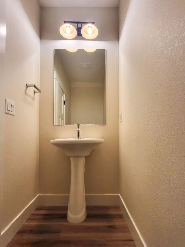 Photo - BOONE667-669-NEW Unidad 669