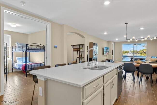 Photo - 14644 Edgewater Cir