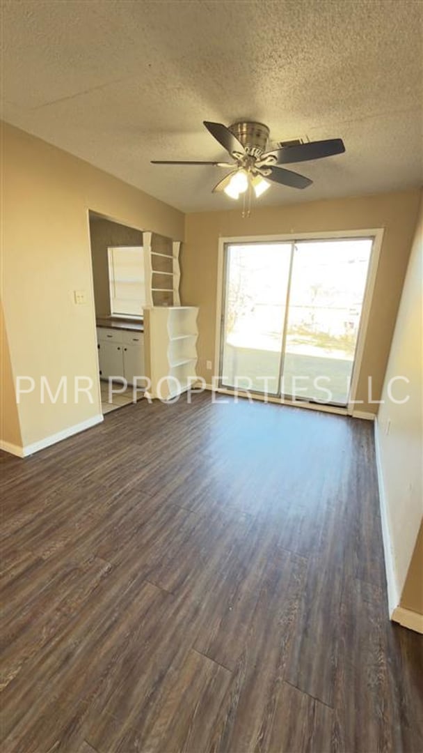 Photo - 3 Bedroom/1.5 Bath-House