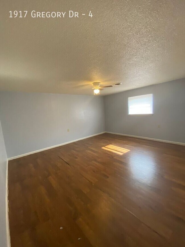 Photo - 1917 Gregory Dr Apartamento Unidad 4