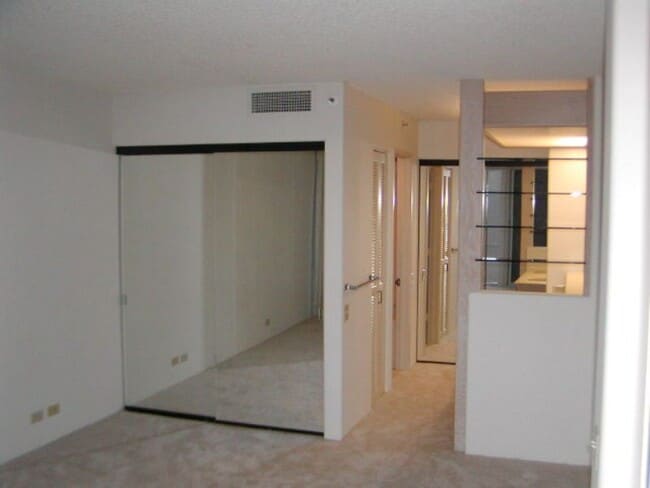 Photo - Immaculate 2/2/2 with Downtown and Ocean Views