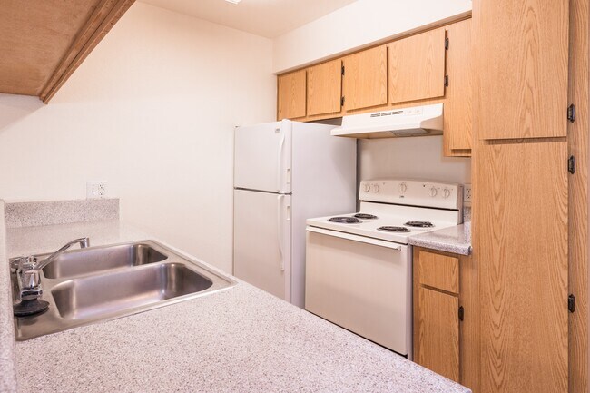 Boulder Creek Apartments
