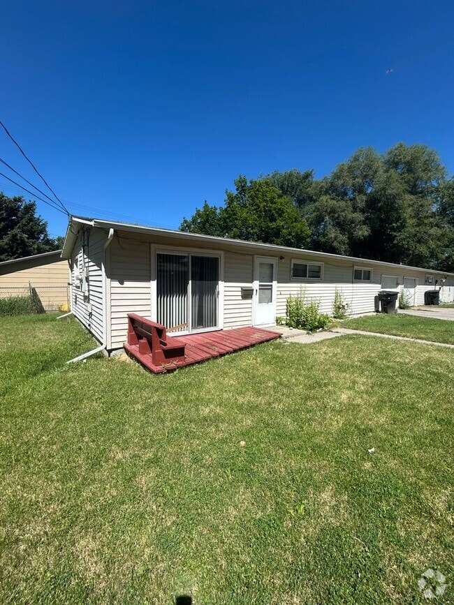 Building Photo - 838 Avenue C Unit 838 Avenue C Rental