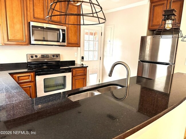 Photo - 3336 Green St