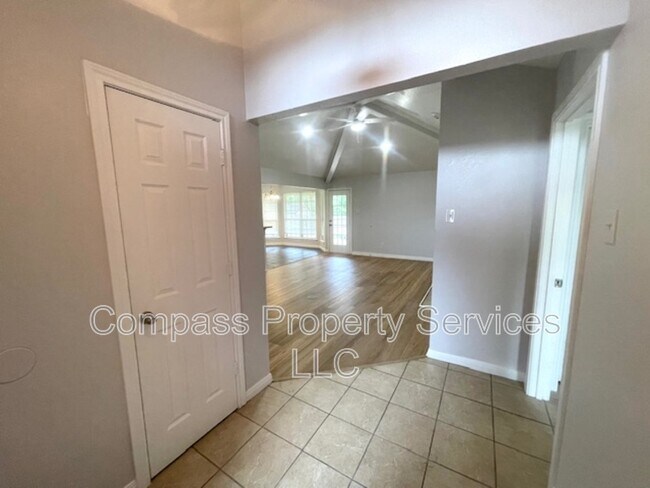 Photo - 2924 Palomino Trail