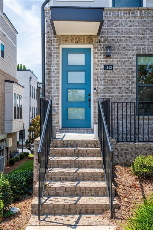 Photo - 2143 Burnside Dr NW