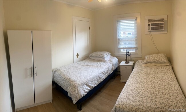 Photo - 7 Sylvan Side Ave