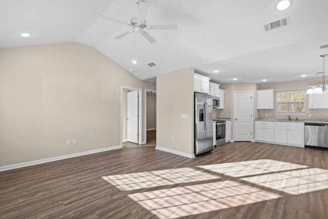 Photo - 207 Pine Ridge Rd