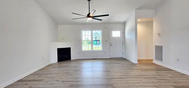 Photo - 3600 Navigator Dr