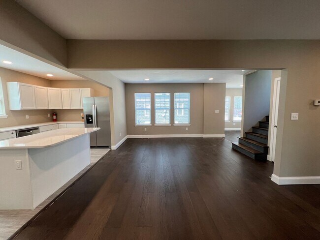 Photo - 414 E 9th St Unidad 1