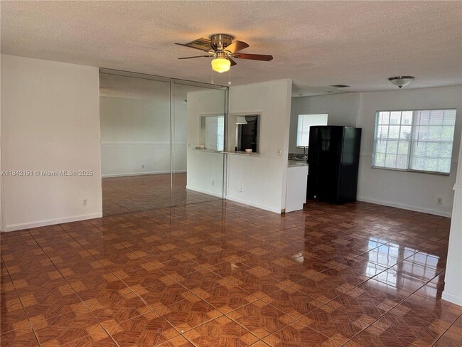 Building Photo - 717 SW 79th Ave Rental