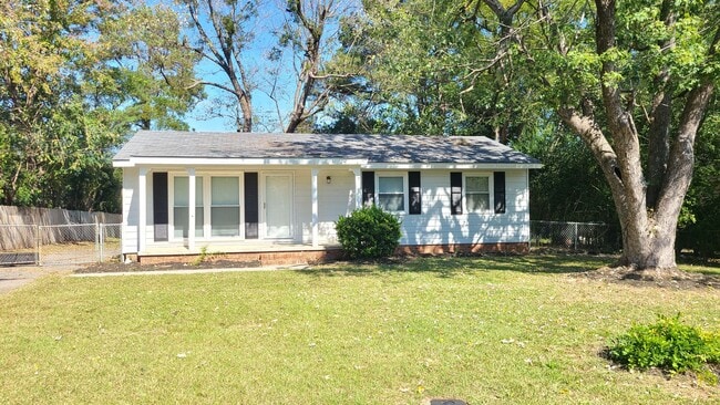 Building Photo - Cute home for rent