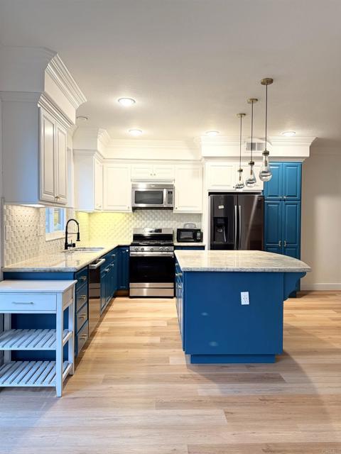 Photo - 2464 MacKenzie Creek Rd