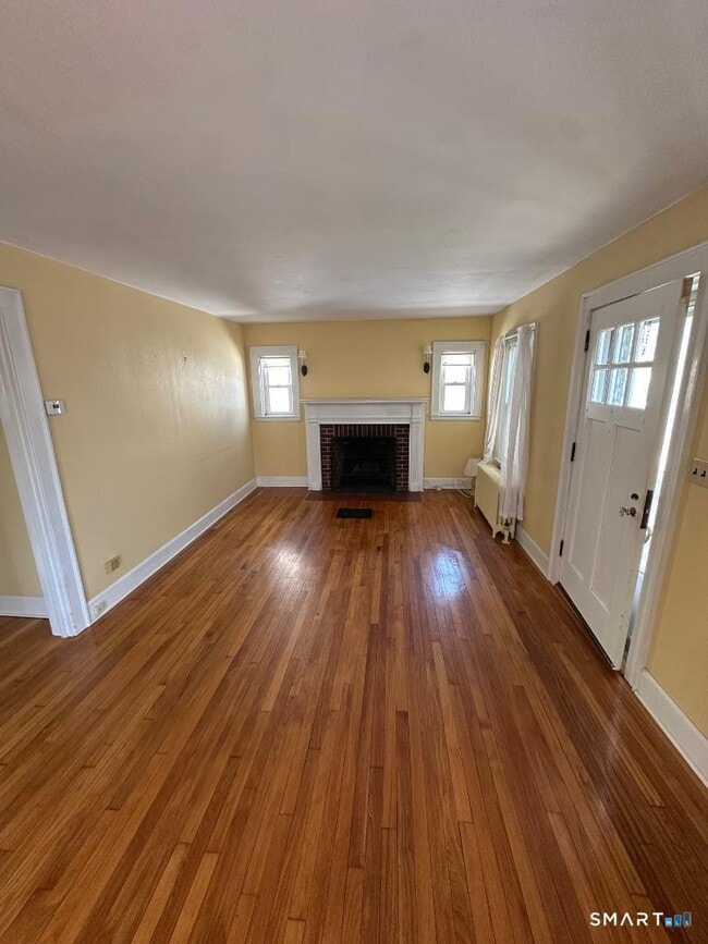 Photo - 28 Hobbie St