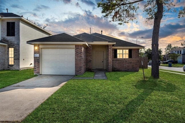 Building Photo - 21114 Sprouse Cir