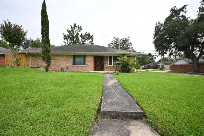 Building Photo - 2127 Lamonte Ln Rental