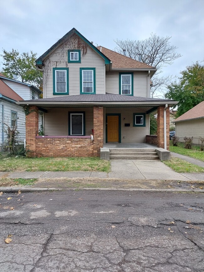 houses for rent for less than 900 in indianapolis in forrent com