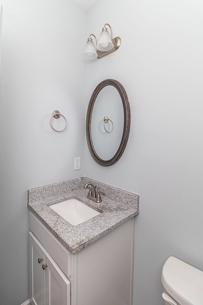 Photo - SPACIOUS 2-Story Home in Pikeville School ...