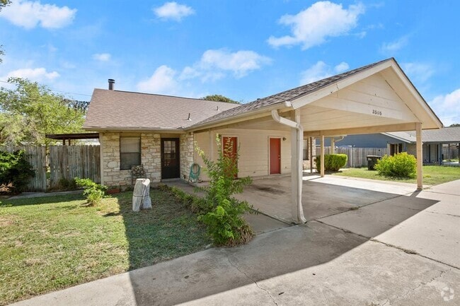 Building Photo - 3505 Rocky Hollow Trail Rental