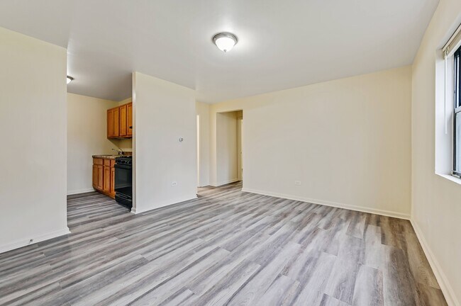 Photo - 6650 S Drexel