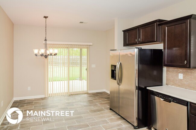 Photo - 9304 Hoffman Pl