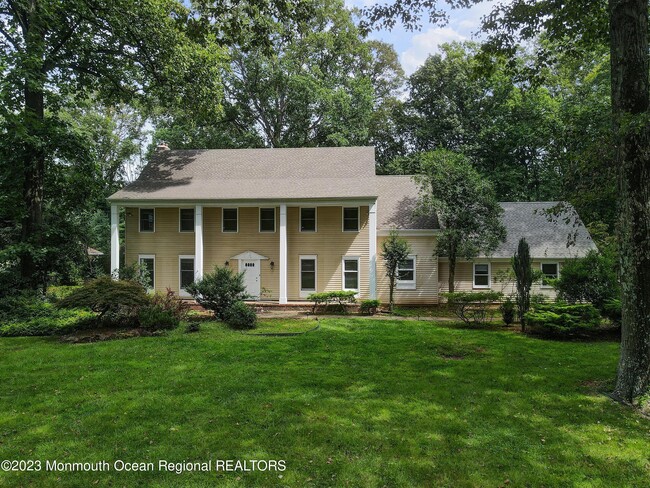 Photo - 18 Seven Oaks Dr House