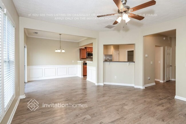 Photo - 819 Forsythia Way