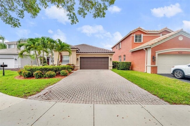 Building Photo - 4227 Sabal Ridge Cir Rental