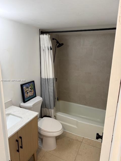 Photo - 2000 NE 135th St Unit 703