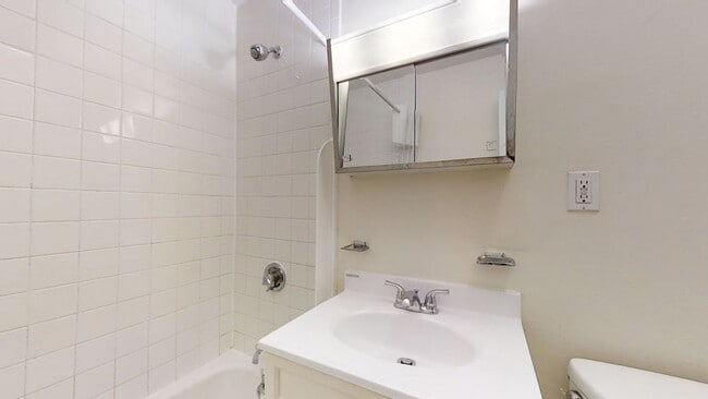 Photo - 106 Dustin St Unit #2