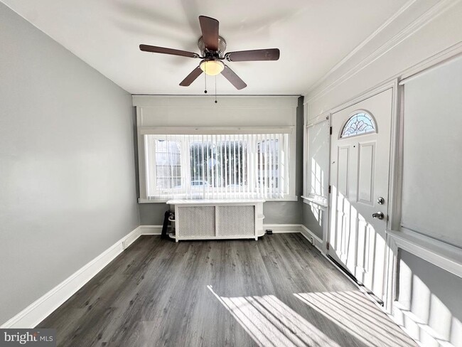 Photo - 219 Longshore Ave