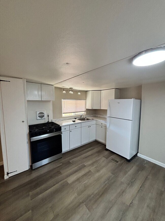 Photo - Available Now! Unit 1