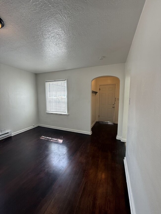 Photo - 428 S 10th Ave
