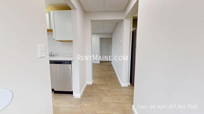 Photo - 109 Main Rd N Unit B